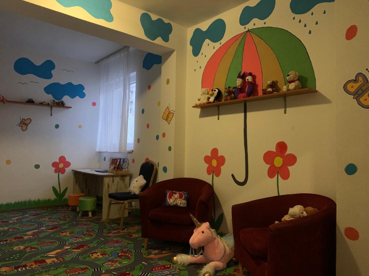 Centrooms Eger Luaran gambar